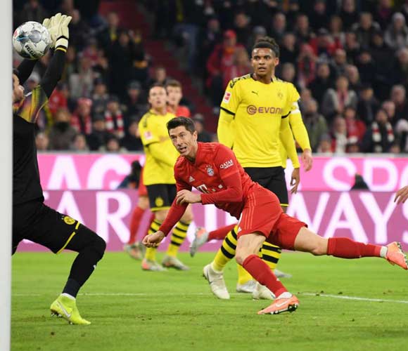 Bayern Munich 4-0 Borussia Dortmund: Lewandowski strikes twice in clinical Klassiker