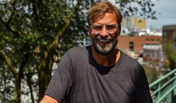 Liverpool coach reveals ‘top offer’ and admits he could join Man Utd or Tottenham