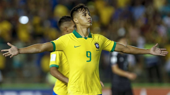 Santos striker Kaio Jorge leaving future in agent's hands amid Juventus links