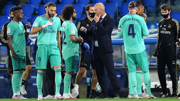 Real Madrid boss Zinedine Zidane left annoyed by non-stop referee talk