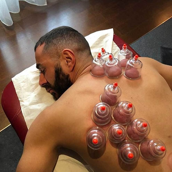 Benzema uses vacuum therapy again