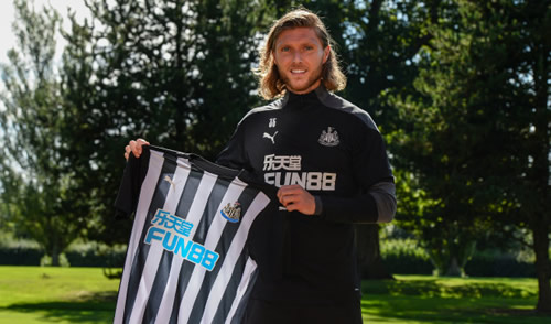 Newcastle sign Jeff Hendrick on free transfer as midfielder agrees four-year contract