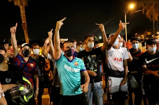 WHAT A MESS Lionel Messi transfer request: Furious Barcelona fans protest against president Bartomeu outside Nou Camp