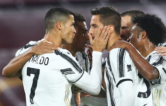 Roma 2 Juventus 2: Cristiano Ronaldo scores twice to maintain 10-man Juve’s unbeaten start to the season
