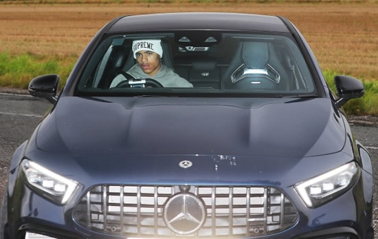 LUXURY RANGE Man Utd star Van de Beek drives new £150k luxury Range Rover to training while Pogba is dropped off by partner Zulay