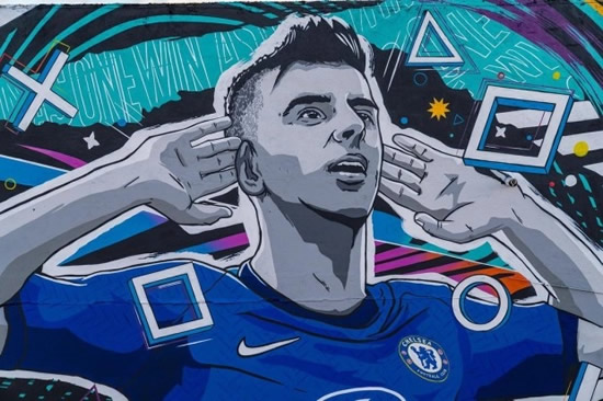 Chelsea star Mason Mount 'speechless' after being honoured with FIFA 21 mural next to Stamford Bridge