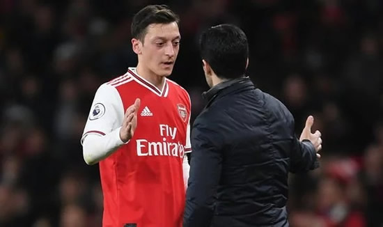 Mesut Ozil weighs in on Arsenal woes as he sends Mikel Arteta message amid sack pressure