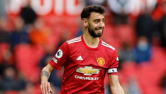 Transfer news and rumours LIVE: Man Utd prioritising Fernandes extension