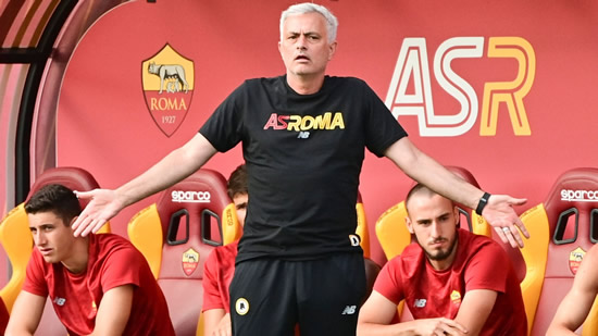 Roma score 10 goals in Jose Mourinho's first game in charge