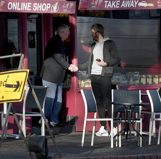 WHAT'S ON THE MAN U? Sir Alex Ferguson and Man Utd hero Michael Carrick hold talks at plush restaurant after watching Wolves defeat
