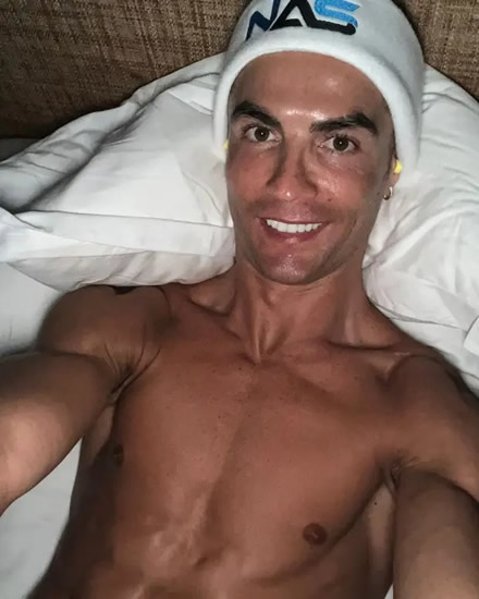 Guess what I’m gonna do now? – Cristiano Ronaldo teases fans as Man Utd star shares sweaty pic from Dubai training base