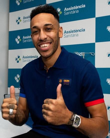 Aubameyang signs for Barcelona on free transfer following Arsenal exit