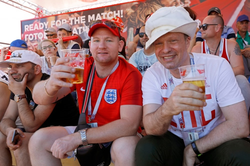 Footie fans will pay whopping £9.98 a pint at World Cup in Qatar