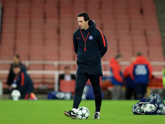 Paris Saint-Germain vs Metz - Determined PSG boss Emery dismisses speculation over his future