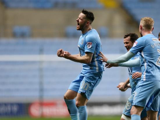 Luton lose top spot after draw at Coventry