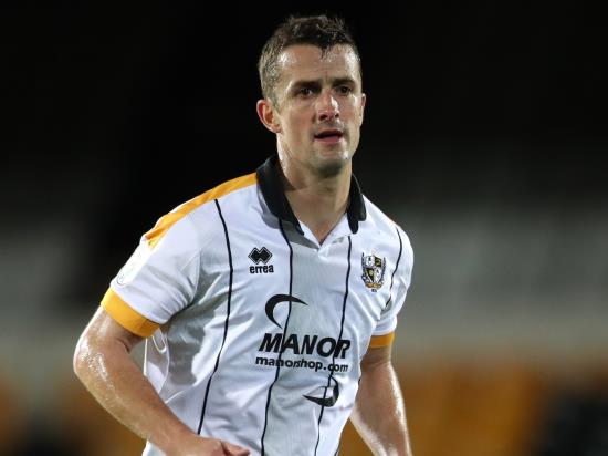 Ten-man Port Vale snatch late victory against struggling Chesterfield