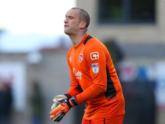 Morecambe vs Cambridge United - Goalkeeper Barry Roche set to miss out for Morecambe