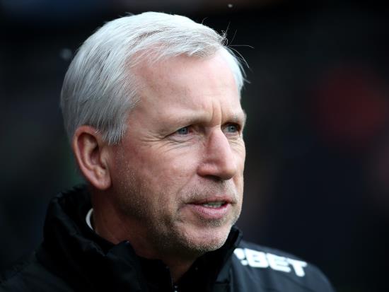 Pardew bemused by flat first half