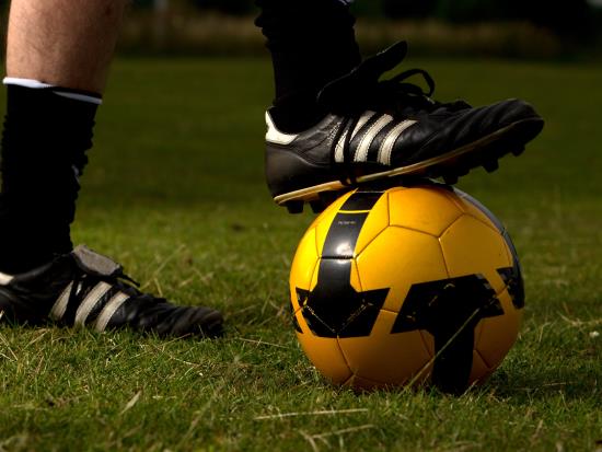 Late Kabamba winner sends Aldershot up to third