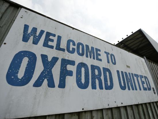 Karl Robinson still waiting for first win as Oxford held in Oldham stalemate