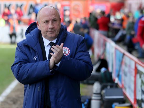 Accrington banking on continuity as they chase promotion