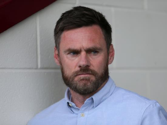 Ten-man Sutton fight back to beat Salford