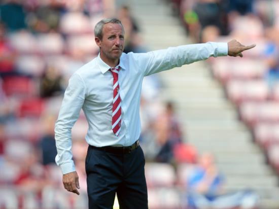 Charlton boss Lee Bowyer says crisp protest hindered his side against Fleetwood