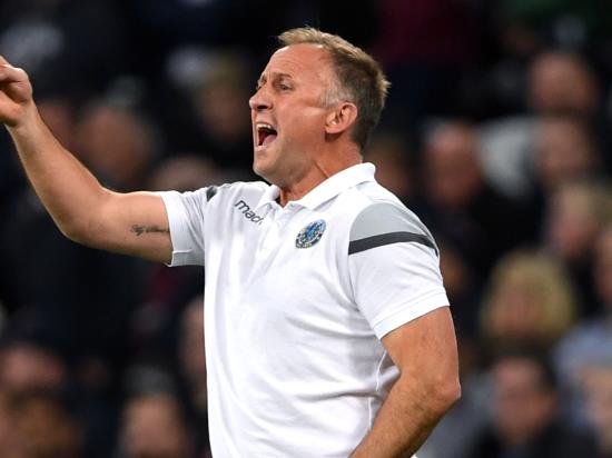 Mark Yates hits out at the referee as Macclesfield’s wait for a win goes on