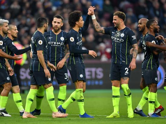 Manchester City make it eight in a row with easy win at West Ham