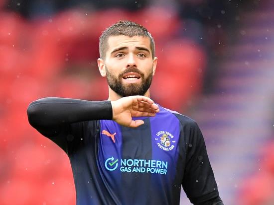 Lee at the double for Luton