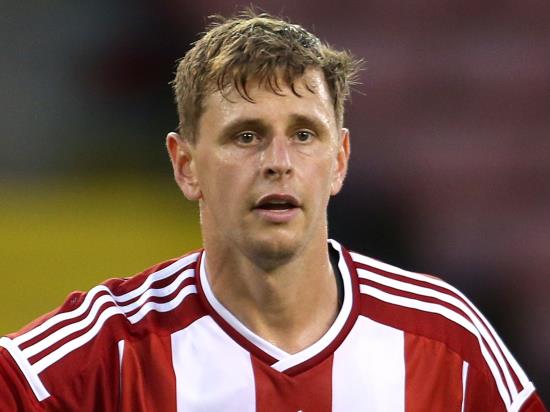 Lincoln slip up at Crewe