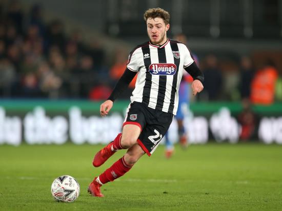 Struggling Grimsby to check on injured duo