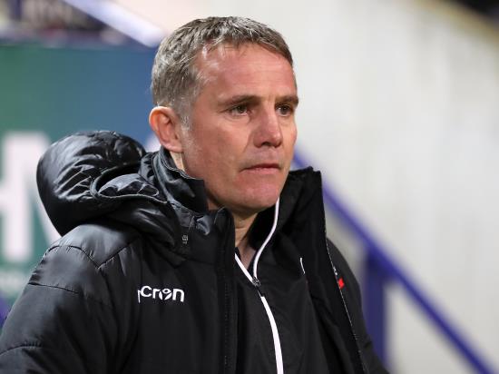 Phil Parkinson calls on rivals not to write off Bolton in survival fight