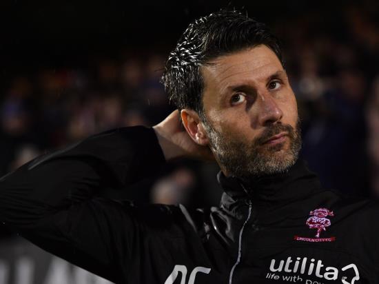 Lincoln boss Cowley ignoring League Two table