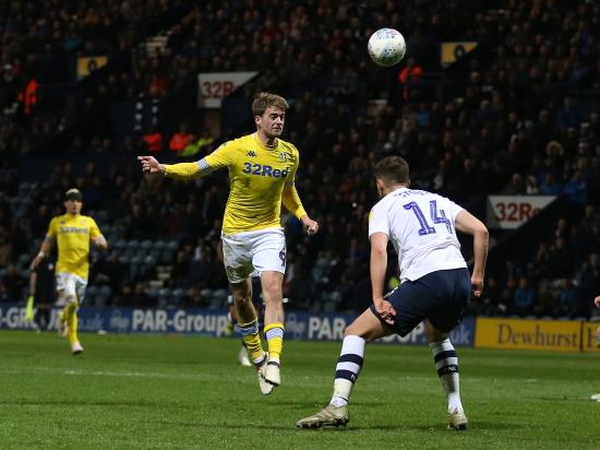 Bamford double sees Leeds climb into Championship top two