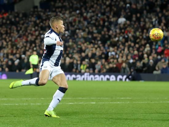 Gayle takes plaudits as West Brom see off Hull