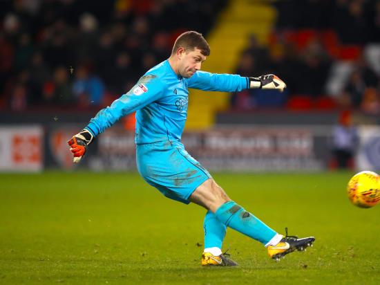 Millwall boss Harris to choose between new goalkeepers