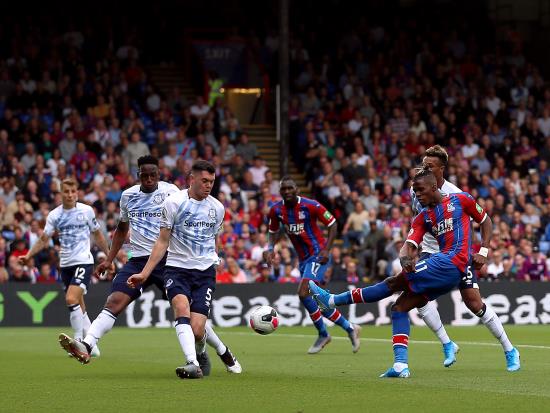 Zaha draws blank off bench as 10-man Everton hold Crystal Palace