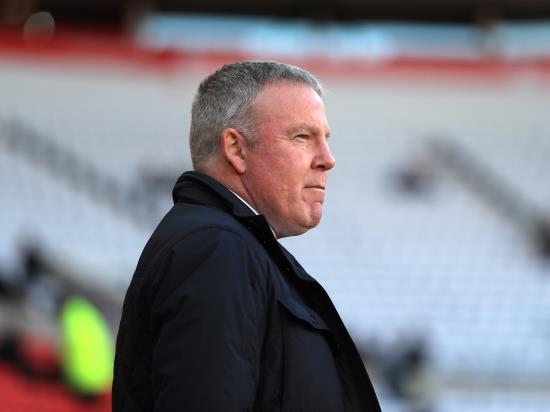 Portsmouth boss Jackett takes his hat off to Close