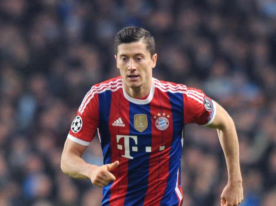 Lewandowski treble lifts Bayern Munich to resounding victory at Schalke
