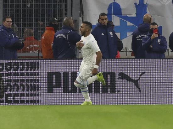Payet double earns win to take Marseille second