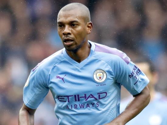 Pep Guardiola to stick with Fernandinho in Manchester City’s defence