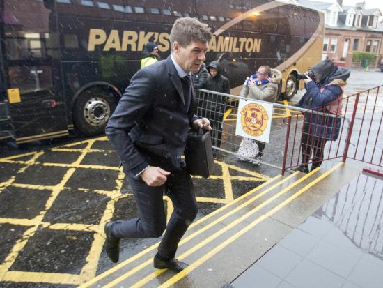 Gerrard feels referee Robertson was ‘desperate’ to show a red card at Fir Park