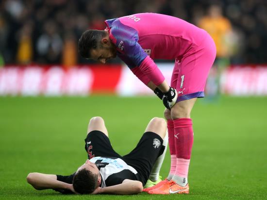 Dummett and Gayle out as Newcastle injury woes continue