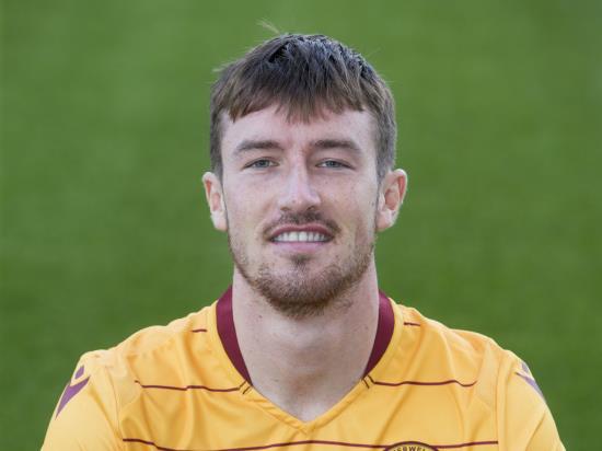 Hat-trick for Christopher Long as Motherwell ease past Dundee challenge