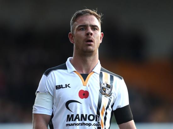 Tom Pope brace helps nine-man Port Vale to victory at Forest Green