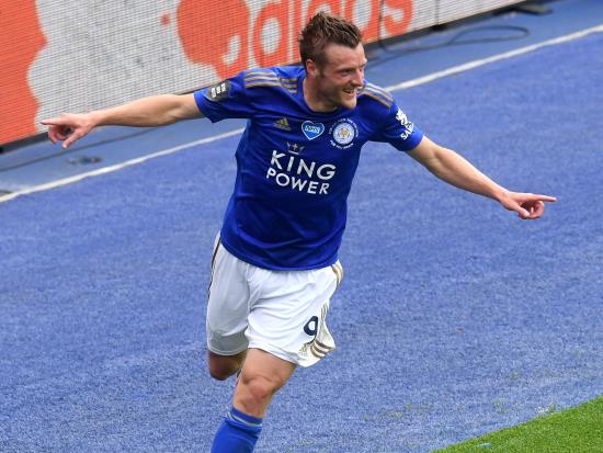 Jamie Vardy joins elite club as Leicester get back on track