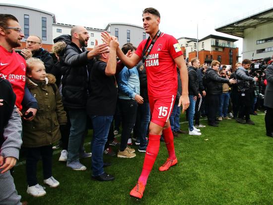 Dan Happe back from ban as Leyton Orient host Grimsby