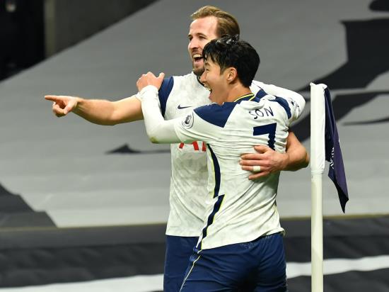 Kane-Son combination sinks Arsenal and takes Tottenham top of the table