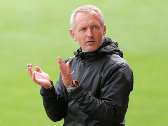 Neil Critchley salutes Blackpool “character” after dramatic win over Hull